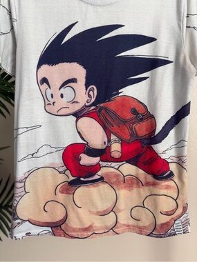 Dragon Ball Kid Goku Flying Nimbus Wraparound Anime Graphic Tee Men’s M